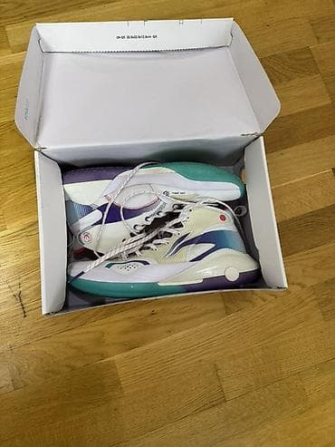 Мужские кроссовки, 41.5, 42, Б/у, цвет - Белый, Самовывоз, Платная доставка