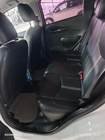 v klass: Chevrolet Spark: 2020 г., 1 л, Автомат, Бензин, Хэтчбэк — 10