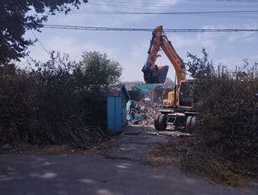 резка кирпича: Демонтажные работы любых масштабов, пробитие проёмов и усиление — 16