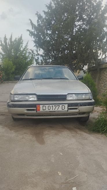 Продажа авто: Mazda 626: 1988 г., 2 л, Механика, Бензин, Хэтчбэк — 1