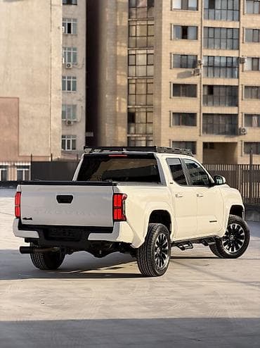 машн: Toyota Tacoma: 2024 г., 2.4 л, Автомат, Бензин, Внедорожник — 2