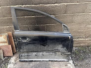 Дверь Передняя правая Toyota