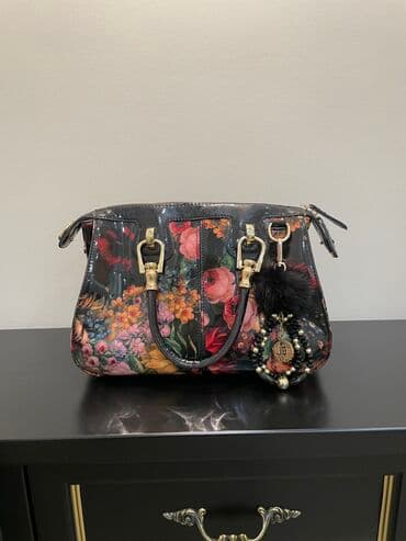 чемодан дорожный бу: Сумка лакированная, производство Турция 🇹🇷 в отличном состоянии — 1