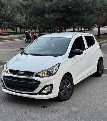 Продажа авто: Chevrolet Spark: 2018 г., 1 л, Вариатор, Бензин, Хэтчбэк — 3