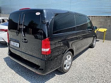 задн: Mercedes-Benz Vito: 2017 г., 2 л, Автомат, Бензин, Минивэн — 3