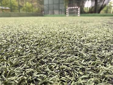 резиновые полы: Для футбольных полей, Б/у, цвет - Зеленый, 40 см, Рулон, Гарантия — 2