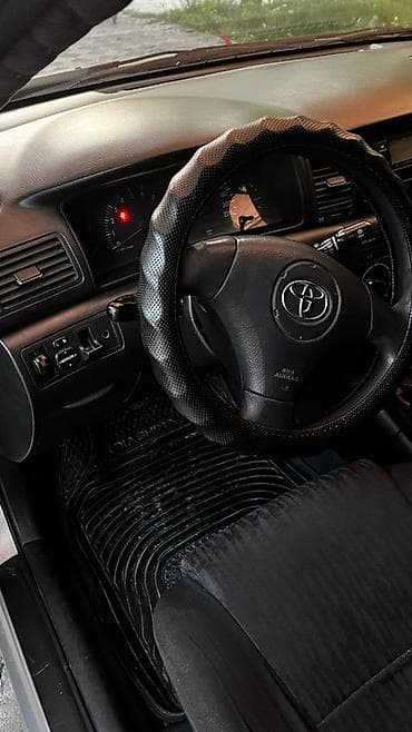 step vagon: Toyota Corolla: 2002 г., 1.6 л, Механика, Бензин, Седан — 5