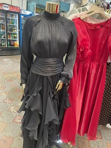 Вечернее платье, Длинная модель, С рукавами, L at lalafo.kg Вечернее платье, Длинная модель, С рукавами, L