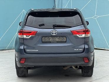 шторка багажа: Toyota Highlander: 2019 г., 3.5 л, Автомат, Бензин, Кроссовер — 2