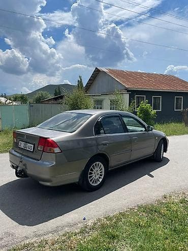 Транспорт: Honda Civic: 2004 г., 1.3 л, Механика, Бензин, Седан — 4