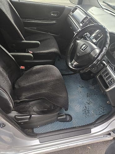 volvo 420: Honda Stepwgn: 2003 г., 2 л, Автомат, Минивэн — 6