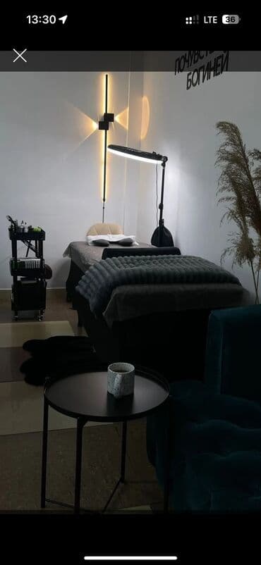 оборудование для парикмахеров: Сдаются кушетки в студии ! Для лэшмейкеров и мастеров для — 1