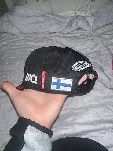 финляндия: Кепка, Калканчы: Ийилген, Тор сызыгы менен — 3