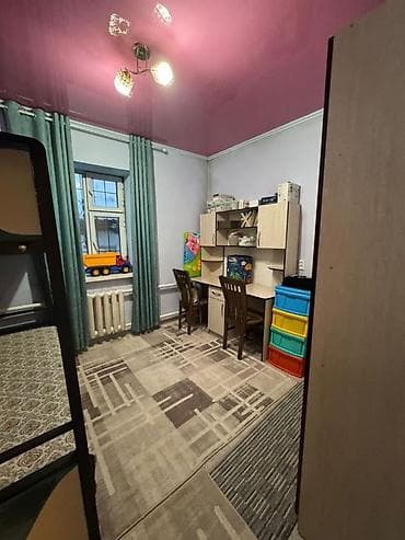 агенство недвижимости ош: Продаю дом 📍в р-не Тоголока Молдо/Щербакова Характеристики: • — 3