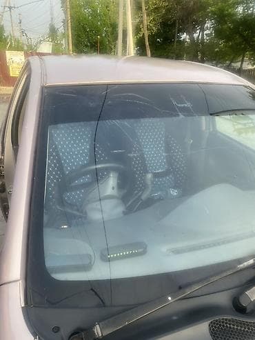 daewoo jentra: Toyota Vitz: 2004 г., Хэтчбэк — 6