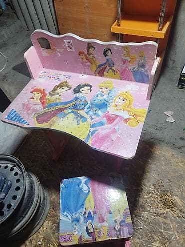 Комплект детского стола и стула