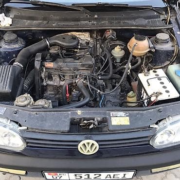 Унаа сатуу: Volkswagen Golf: 1997 г., 1.8 л, Кол менен иштөөчү, Бензин, Хетчбек — 6