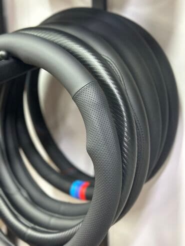 набор ключей в чемодане цена: Экокожа Чехол на руль, цвет - Черный, Новый, Самовывоз, Платная доставка — 15