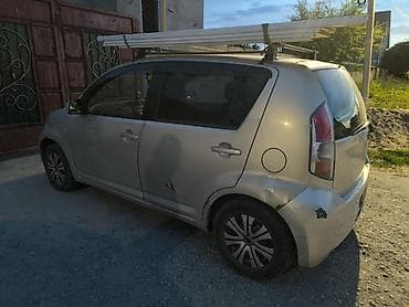 Toyota Passo: 2004 г., 1.3 л, Автомат, Бензин, Хетчбек — 3