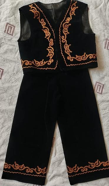 Комплект, цвет - Черный, Новый at lalafo.kg Комплект, цвет - Черный, Новый