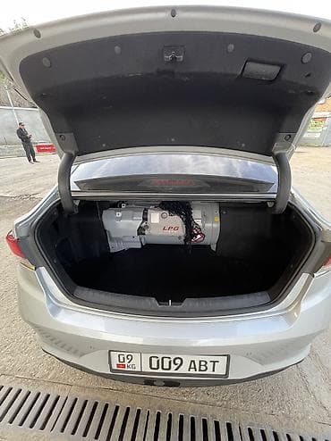 skyworth ev6: Hyundai Sonata: 2017 г., 2 л, Автомат, Газ, Седан — 4