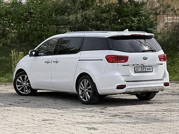 даери бу: Kia Carnival: 2019 г., 2.2 л, Автомат, Дизель, Минивэн — 4