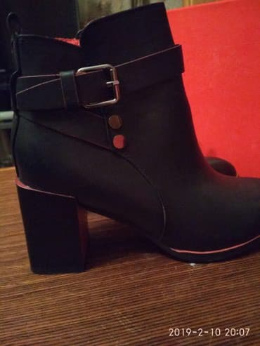 Айымдардын бут кийими: Ботинки (женские) новые .размер -37-38. Цвет чёрныйс красным — 4