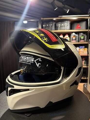 каска на скутер: Мотошлем — 3