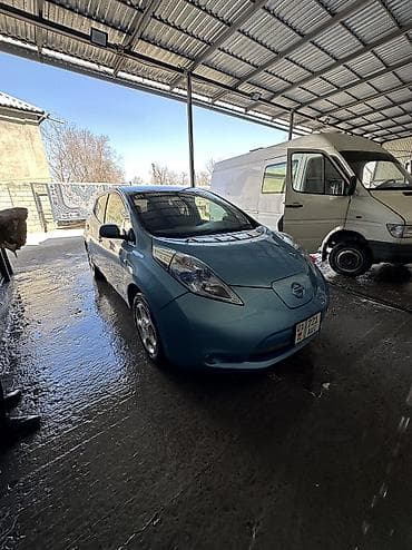 ниссан leaf: Nissan Leaf: 2011 г., 1 л, Типтроник, Электромобиль, Хэтчбэк — 8