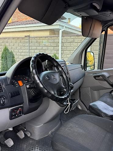 v class: Mercedes-Benz Спринтер: 2016 г., 3.2 л, Механика, Дизель, Фургон — 7
