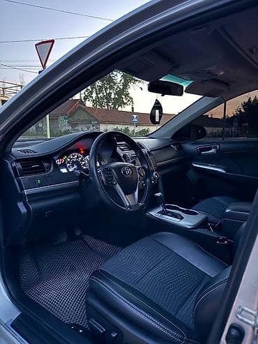 250000 авто: Toyota Camry: 2014 г., 2.5 л, Автомат, Бензин, Седан — 4