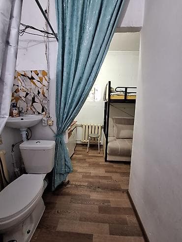 Аренда комнат: Сдается компактная комната для одного человека, есть диван- кровать — 3