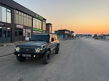 джели авто: Nissan Patrol: 1991 г., Типтроник, Бензин, Внедорожник — 1