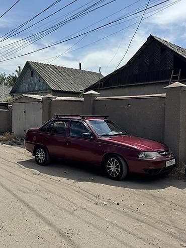Daewoo Nexia: 2008 г., 1.6 л, Механика, Седан