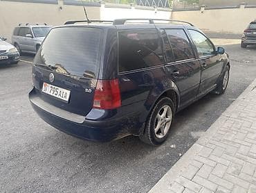 хечбек: Volkswagen Golf: 2000 г., 2 л, Механика, Бензин, Универсал — 3