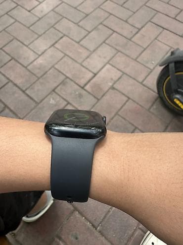 Apple Watch: Продаю Apple Watch 9 серии АКБ 90% размер 45мм состояние хорошее в — 2