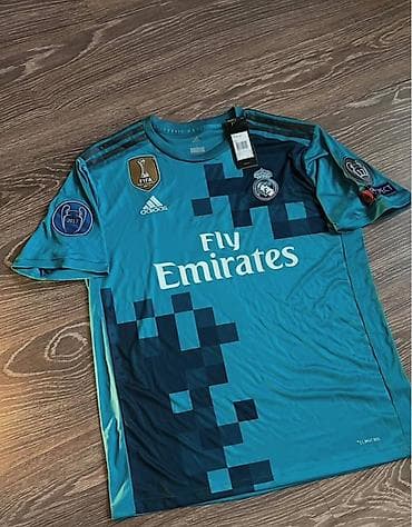 Футбольные игровые футболки топ‑клубов 1) Real Madrid — выездная