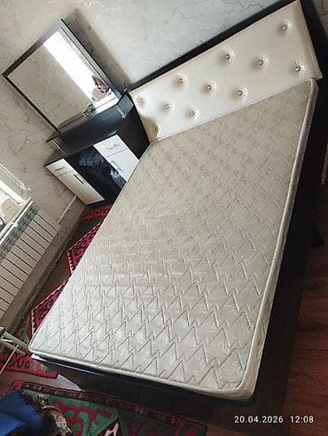 мебель токмок: Спальный сатылат кузгусу менен Абалы жакшы баасы 12000 сом — 2
