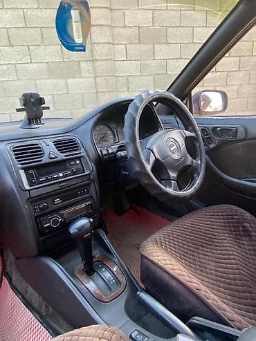 byd e3: Subaru Legacy Lancaster: 1995 г., 2 л, Автомат, Универсал — 8