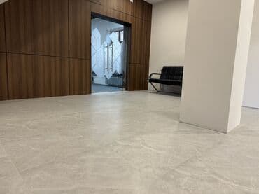 продаю дом ново покровке: Сдаю Офис, 220 м², В частном доме, 1 линия — 3