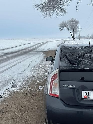 prius: Toyota Prius: 2013 г., 1.8 л, Вариатор, Гибрид, Хэтчбэк — 6