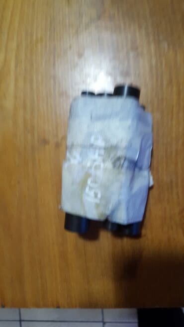 инжектор авто: Volkswagen 1.6 1.9 форсунки 93 год 150 бар — 1