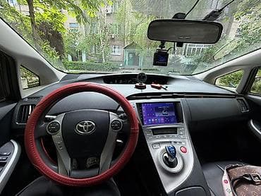 prius: Toyota Prius: 2012 г., 1.8 л, Автомат, Гибрид, Хэтчбэк — 7