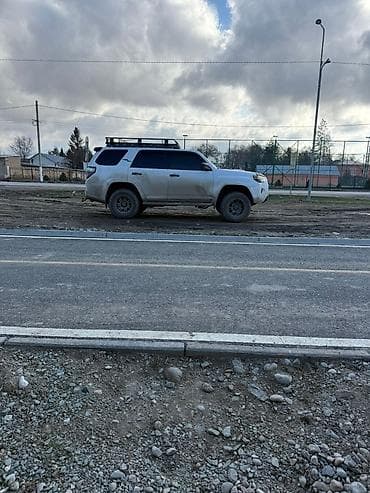 легковые пикапы: Toyota 4Runner: 2016 г., 4 л, Автомат, Бензин, Внедорожник — 4