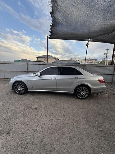 m5 cs: Mercedes-Benz E-Class: 2010 г., 3.5 л, Автомат, Бензин, Седан — 5