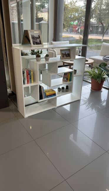 стенка белый: Стеллаж/перегородка современного дизайна - Материал: ЛДСП белый — 1