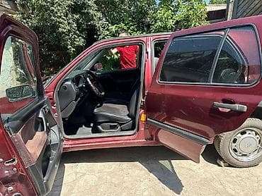 разный: Volkswagen Golf: 1993 г., Хэтчбэк — 4