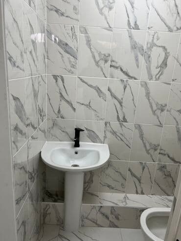 продаю офис 107 м² с ремонтом с мебелью административное здание 1 этаж: Продаю Магазин В жилом доме, 112 м², Свежий ремонт, Отдельный вход, 1 этаж — 9