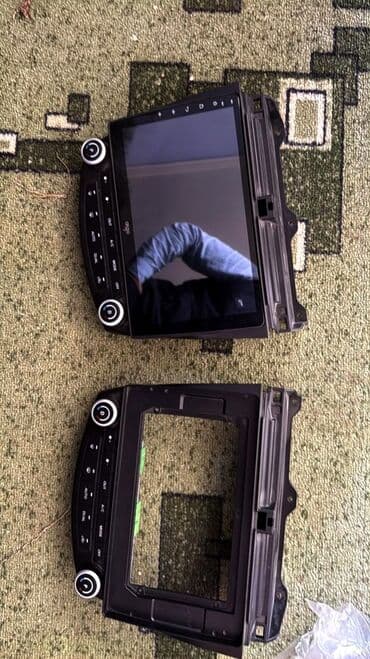 Б/у, 2-DIN, 10 ", Android Auto, Без встроенной памяти Гб ПЗУ