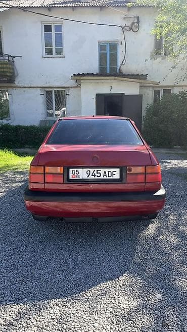 1 uz fe: Volkswagen Vento: 1994 г., 1.8 л, Ручные, Бензин, Седан — 3